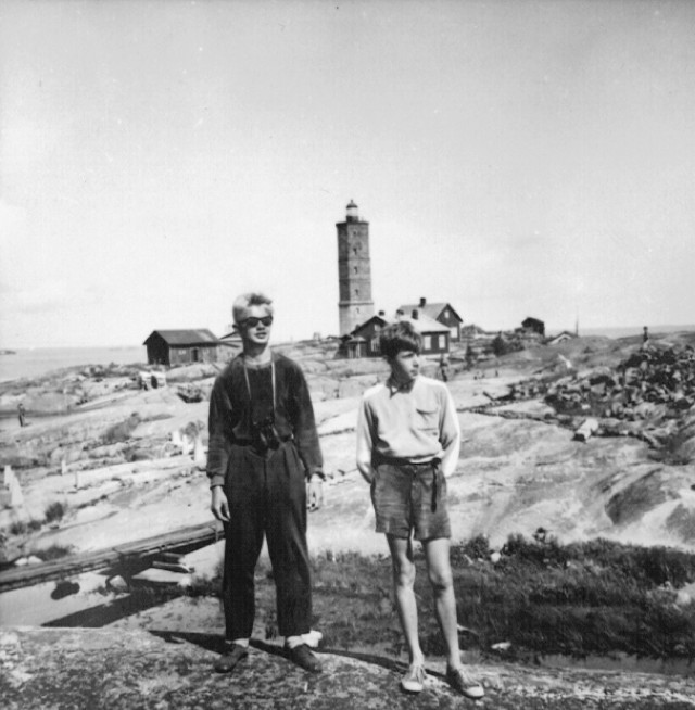 Två pojkar vid Söderskär